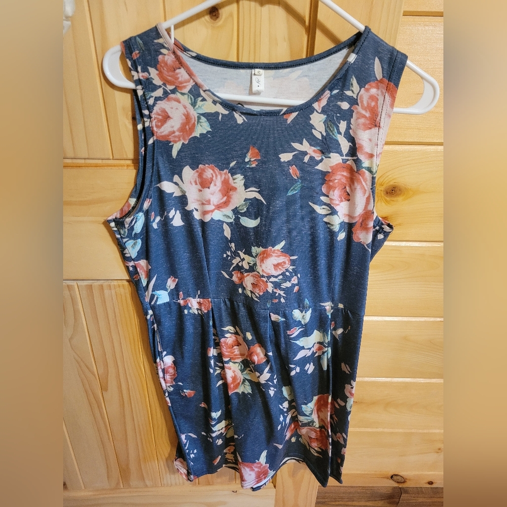 Floral top